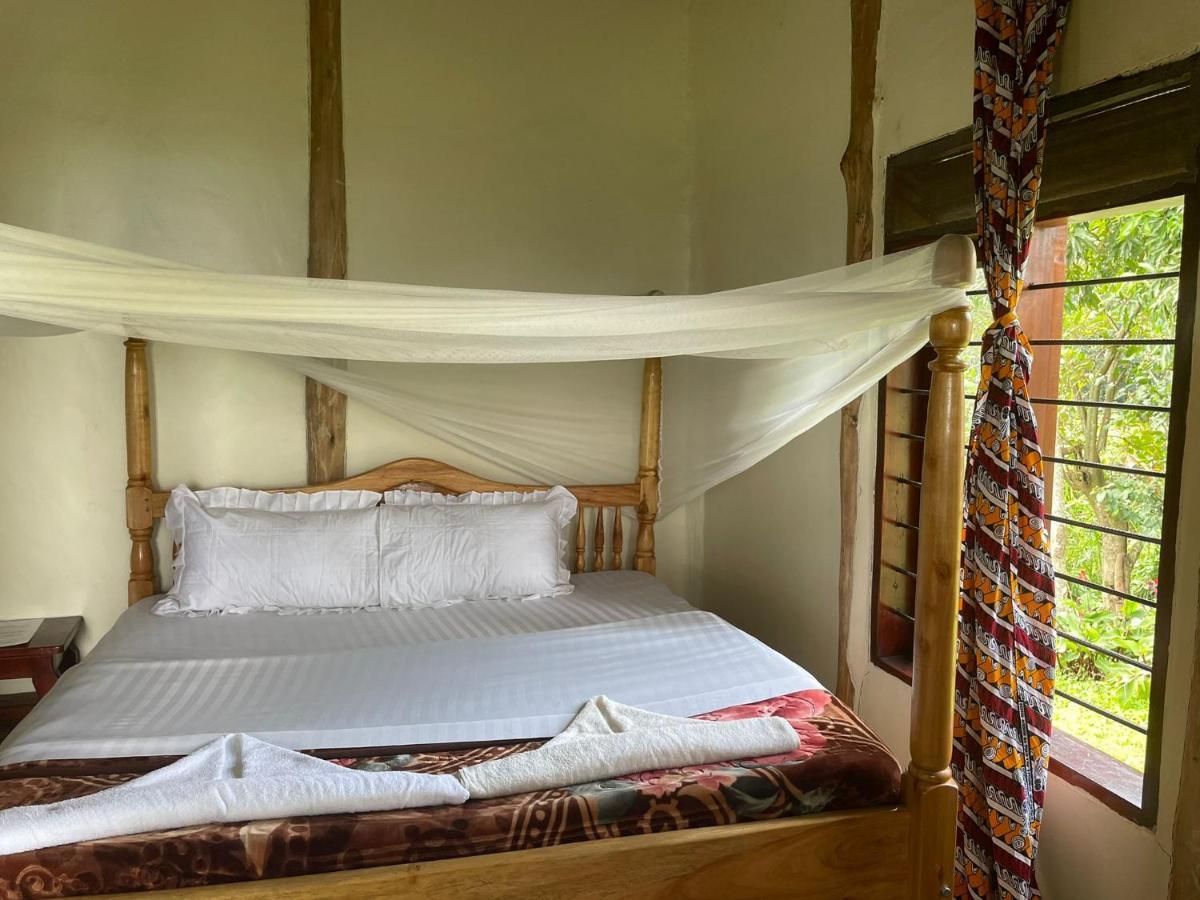 Hotel Lake Nkuruba Nature Reserve Durama Esterno foto